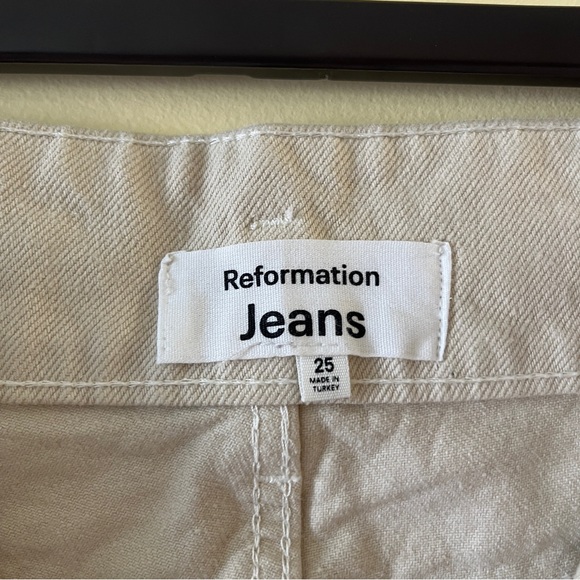 NWT Reformation Cynthia Belted High Rise Straight Jeans in Bone Cream Size 25 - Picture 11 of 16